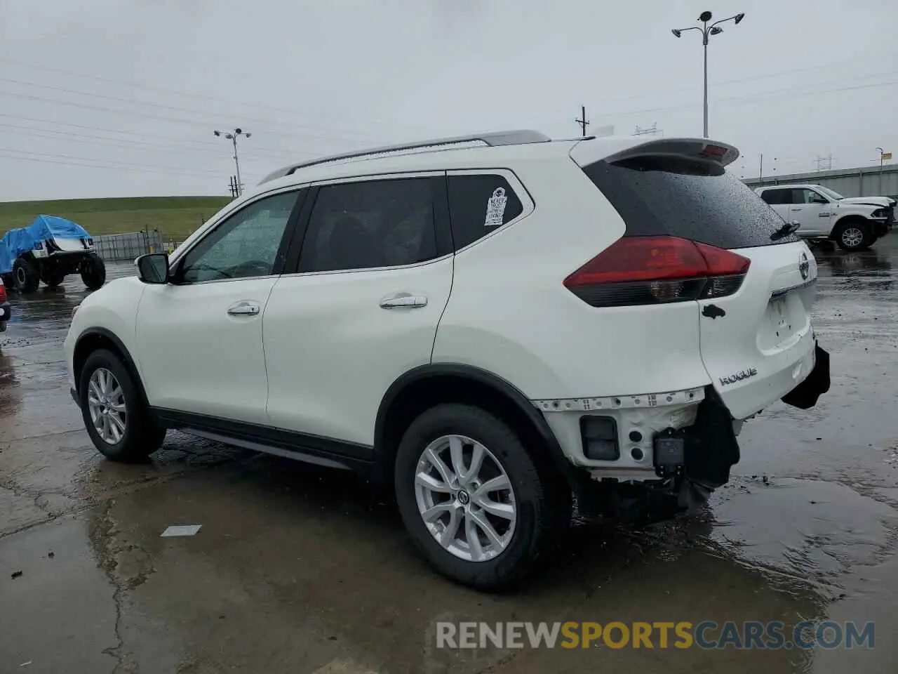 2 Photograph of a damaged car 5N1AT2MV8KC740213 NISSAN ROGUE 2019