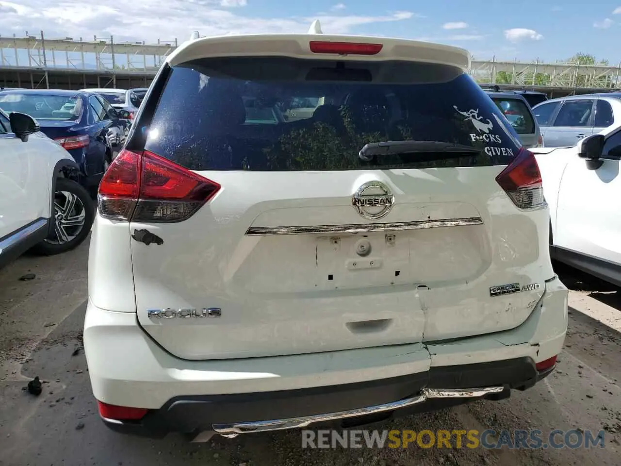6 Photograph of a damaged car 5N1AT2MV8KC740213 NISSAN ROGUE 2019