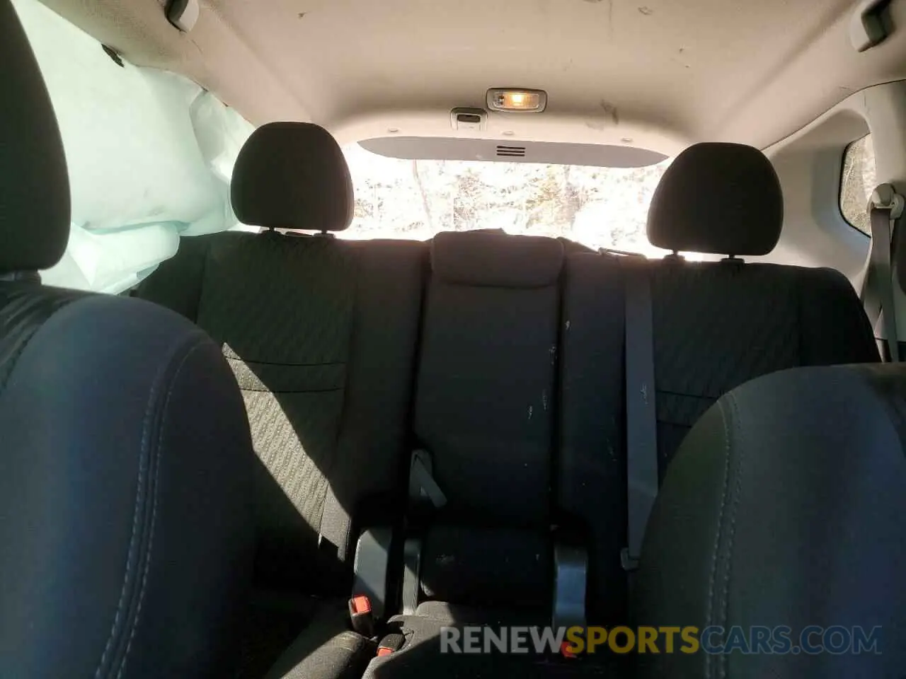 10 Photograph of a damaged car 5N1AT2MV8KC745900 NISSAN ROGUE 2019