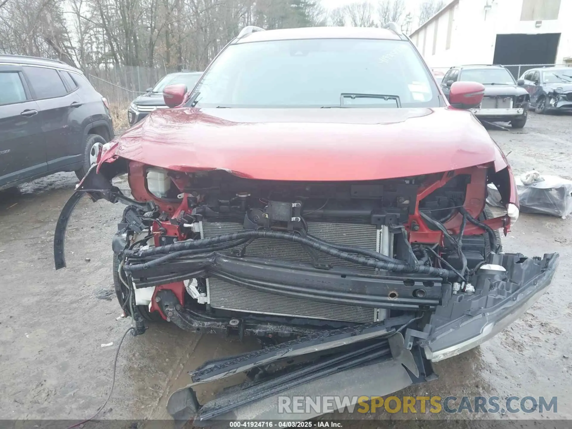 6 Photograph of a damaged car 5N1AT2MV8KC747372 NISSAN ROGUE 2019