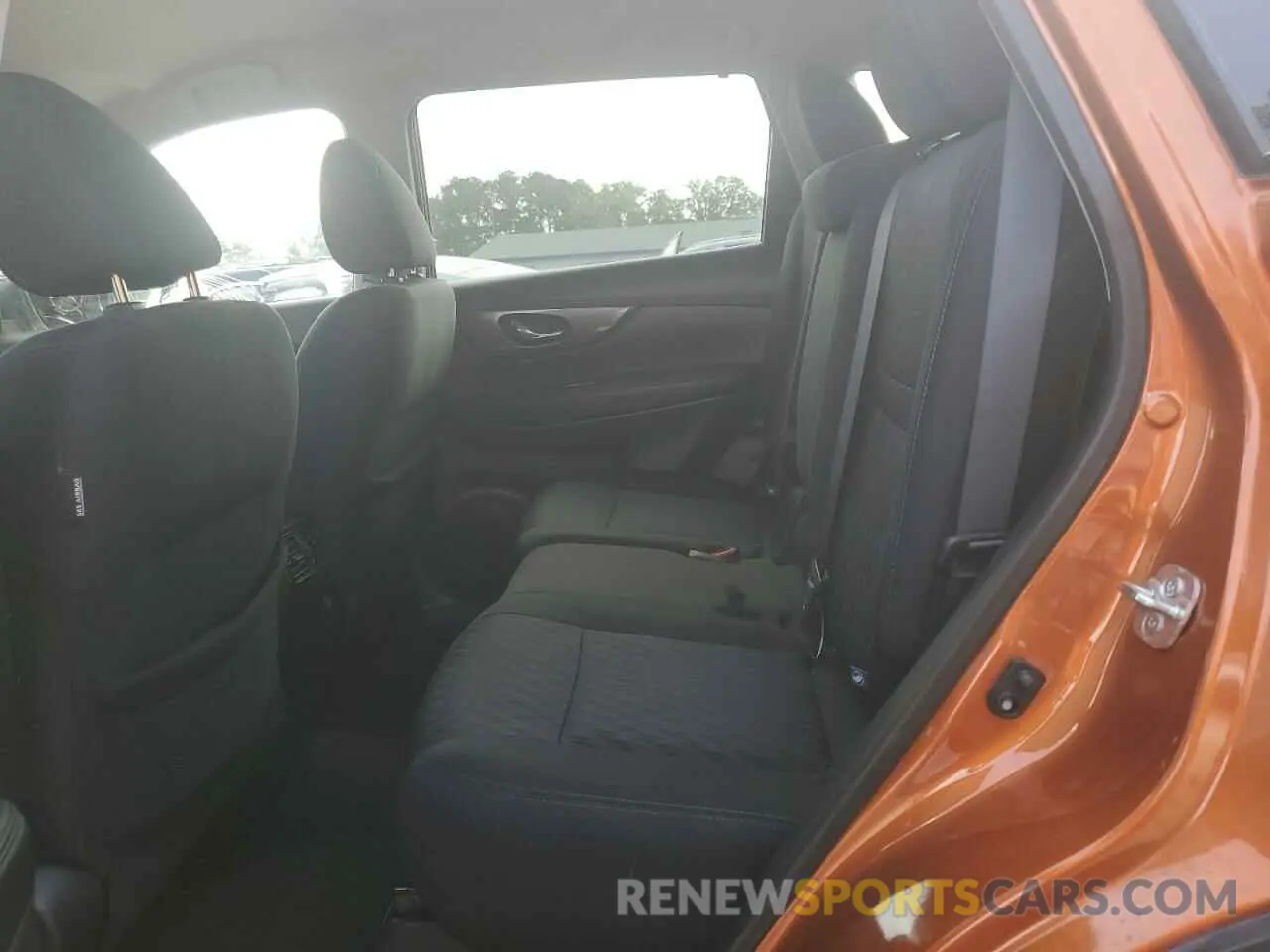 11 Photograph of a damaged car 5N1AT2MV8KC767282 NISSAN ROGUE 2019