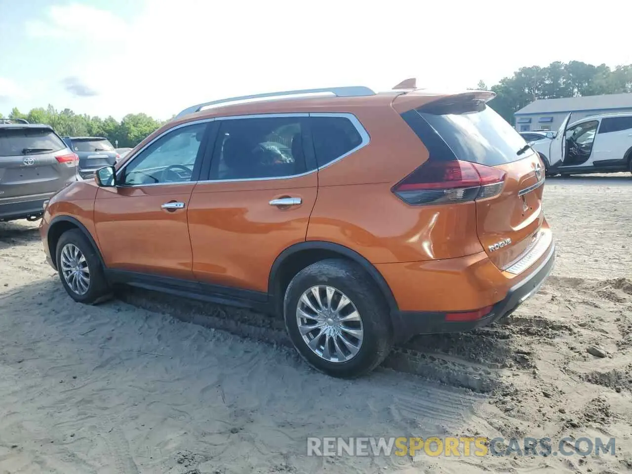 2 Photograph of a damaged car 5N1AT2MV8KC767282 NISSAN ROGUE 2019