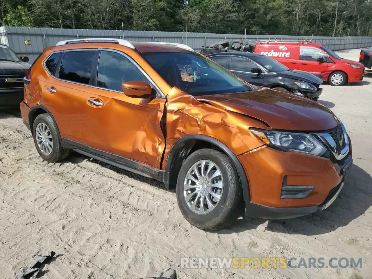 4 Photograph of a damaged car 5N1AT2MV8KC767282 NISSAN ROGUE 2019
