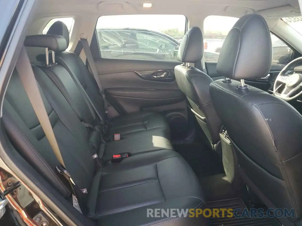 10 Photograph of a damaged car 5N1AT2MV8KC781666 NISSAN ROGUE 2019