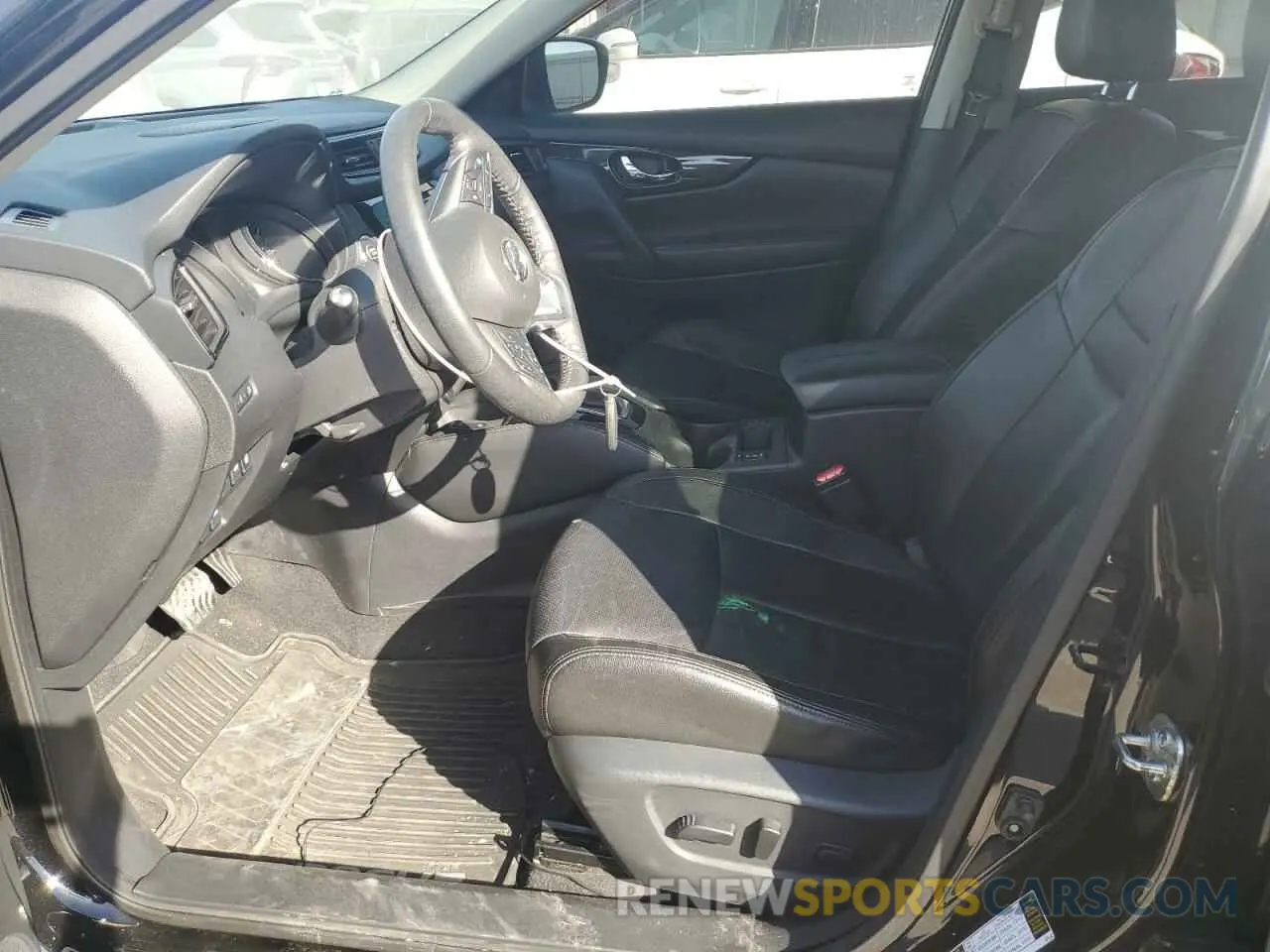 7 Photograph of a damaged car 5N1AT2MV8KC781666 NISSAN ROGUE 2019