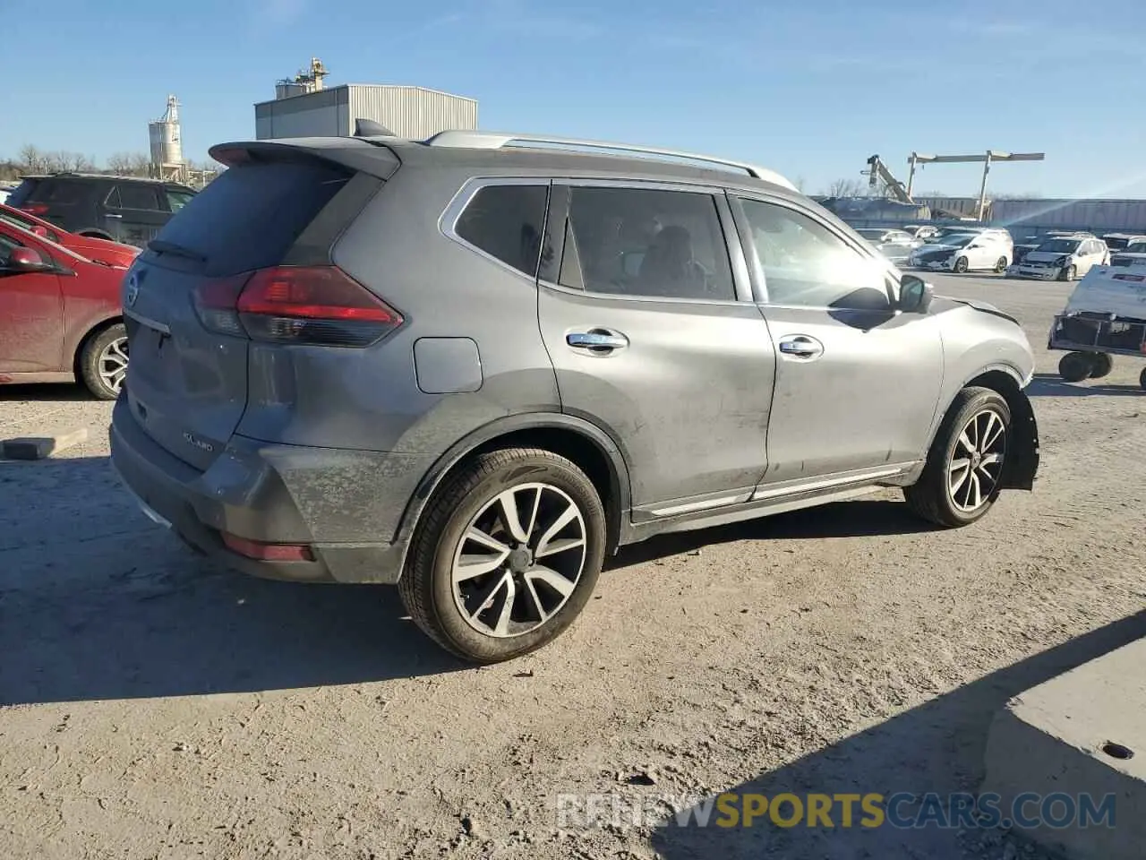 3 Photograph of a damaged car 5N1AT2MV8KC786057 NISSAN ROGUE 2019