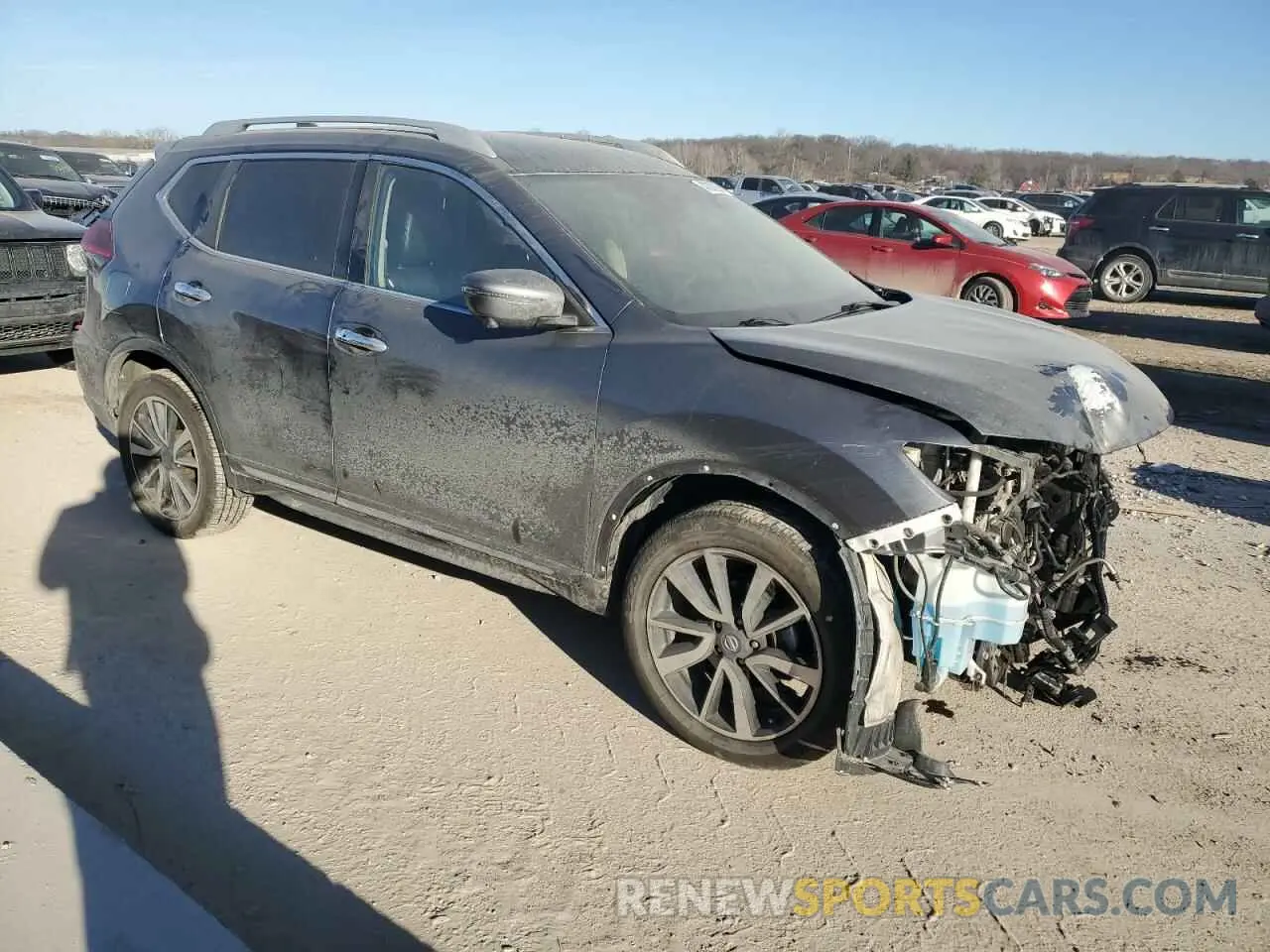 4 Photograph of a damaged car 5N1AT2MV8KC786057 NISSAN ROGUE 2019