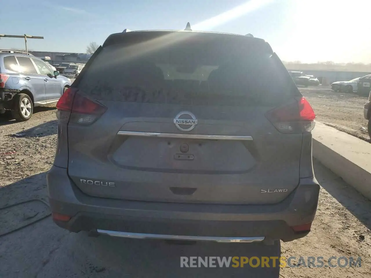6 Photograph of a damaged car 5N1AT2MV8KC786057 NISSAN ROGUE 2019