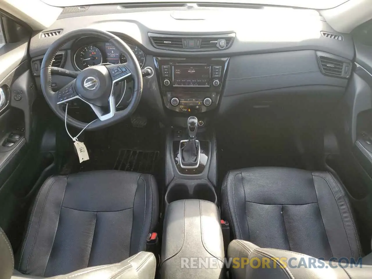 8 Photograph of a damaged car 5N1AT2MV8KC786057 NISSAN ROGUE 2019