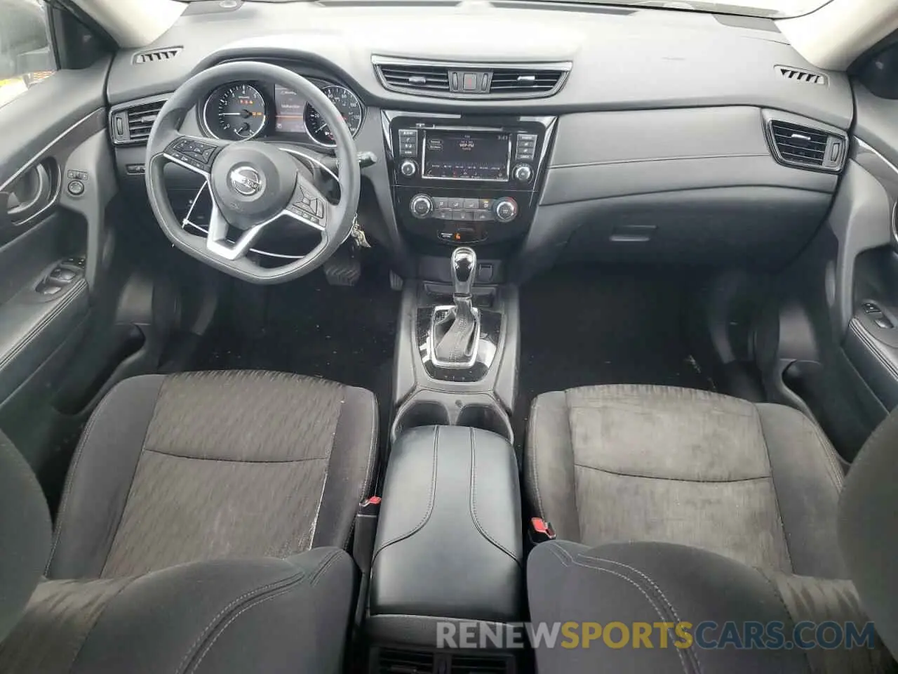 8 Photograph of a damaged car 5N1AT2MV8KC812463 NISSAN ROGUE 2019