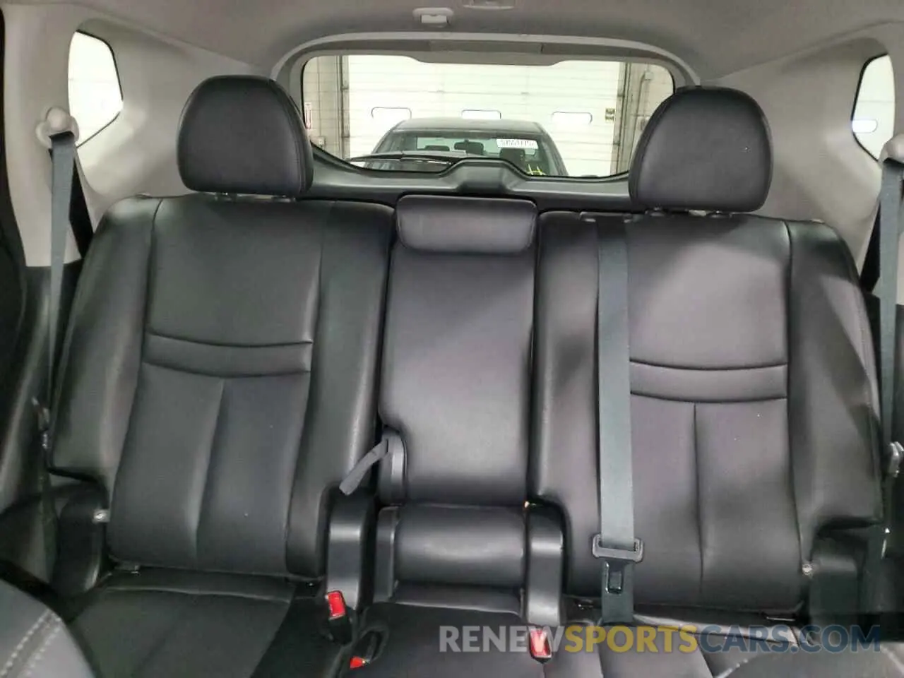 10 Photograph of a damaged car 5N1AT2MV9KC723985 NISSAN ROGUE 2019