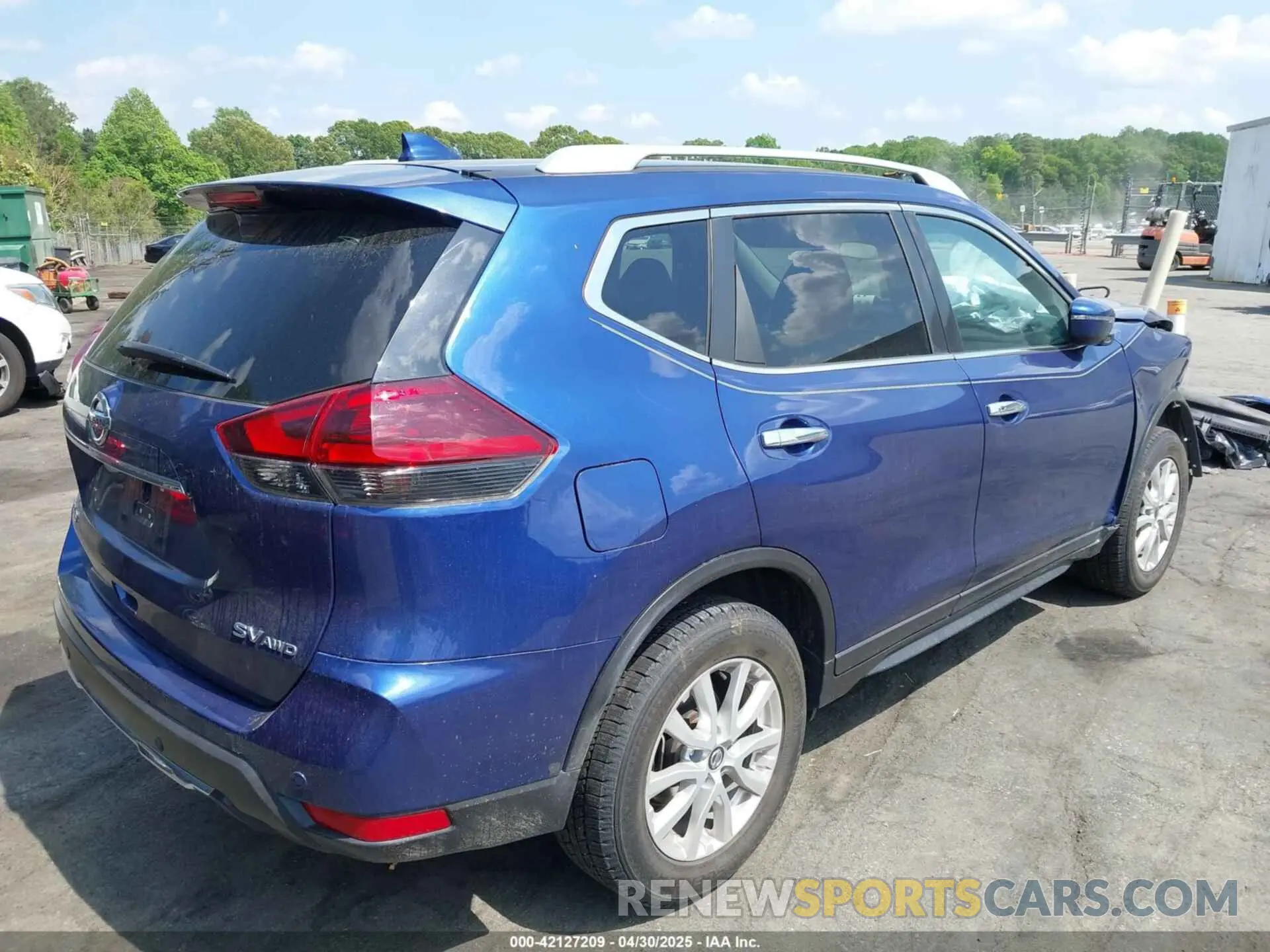 4 Photograph of a damaged car 5N1AT2MV9KC766996 NISSAN ROGUE 2019