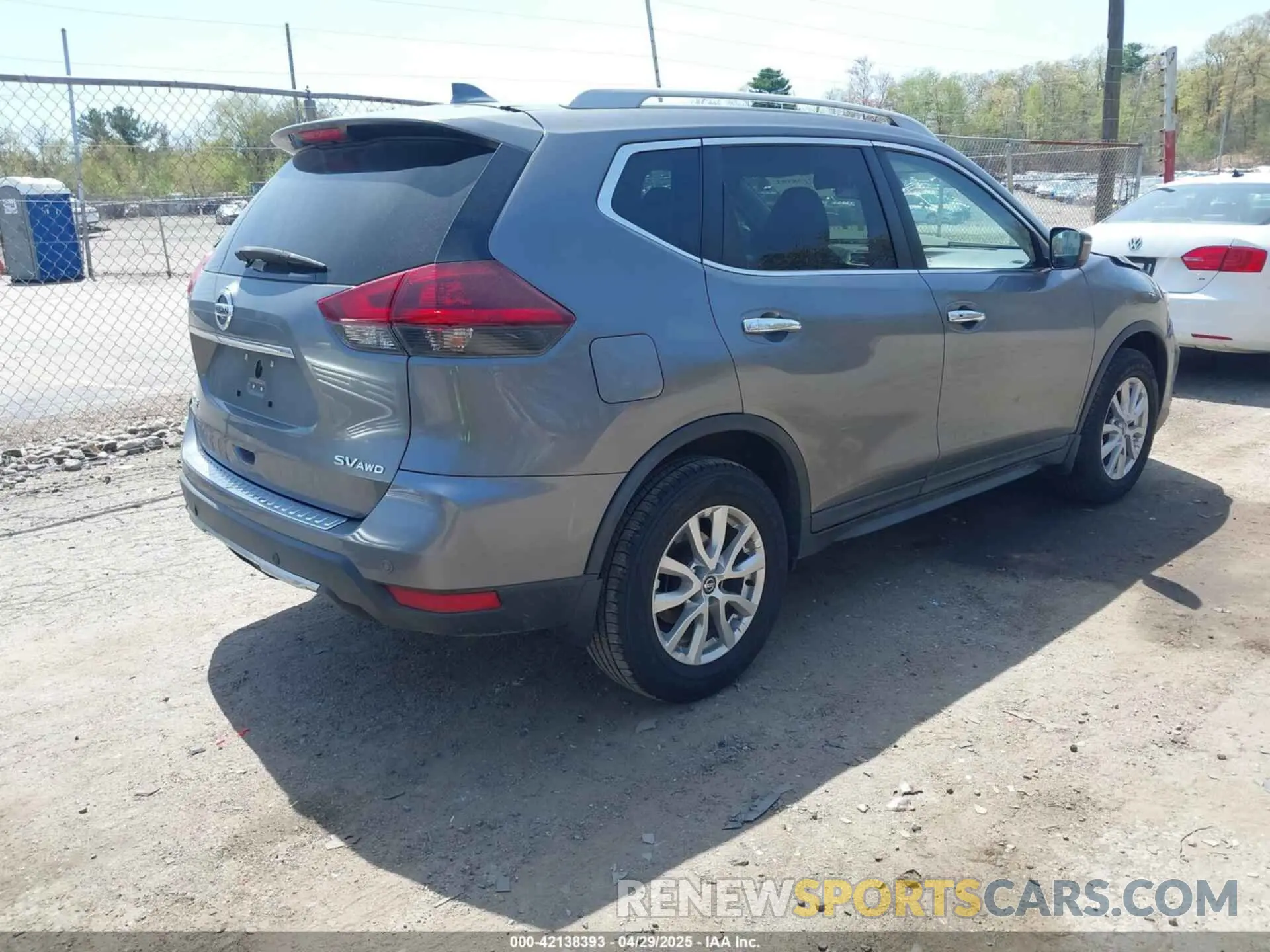 4 Photograph of a damaged car 5N1AT2MV9KC770000 NISSAN ROGUE 2019