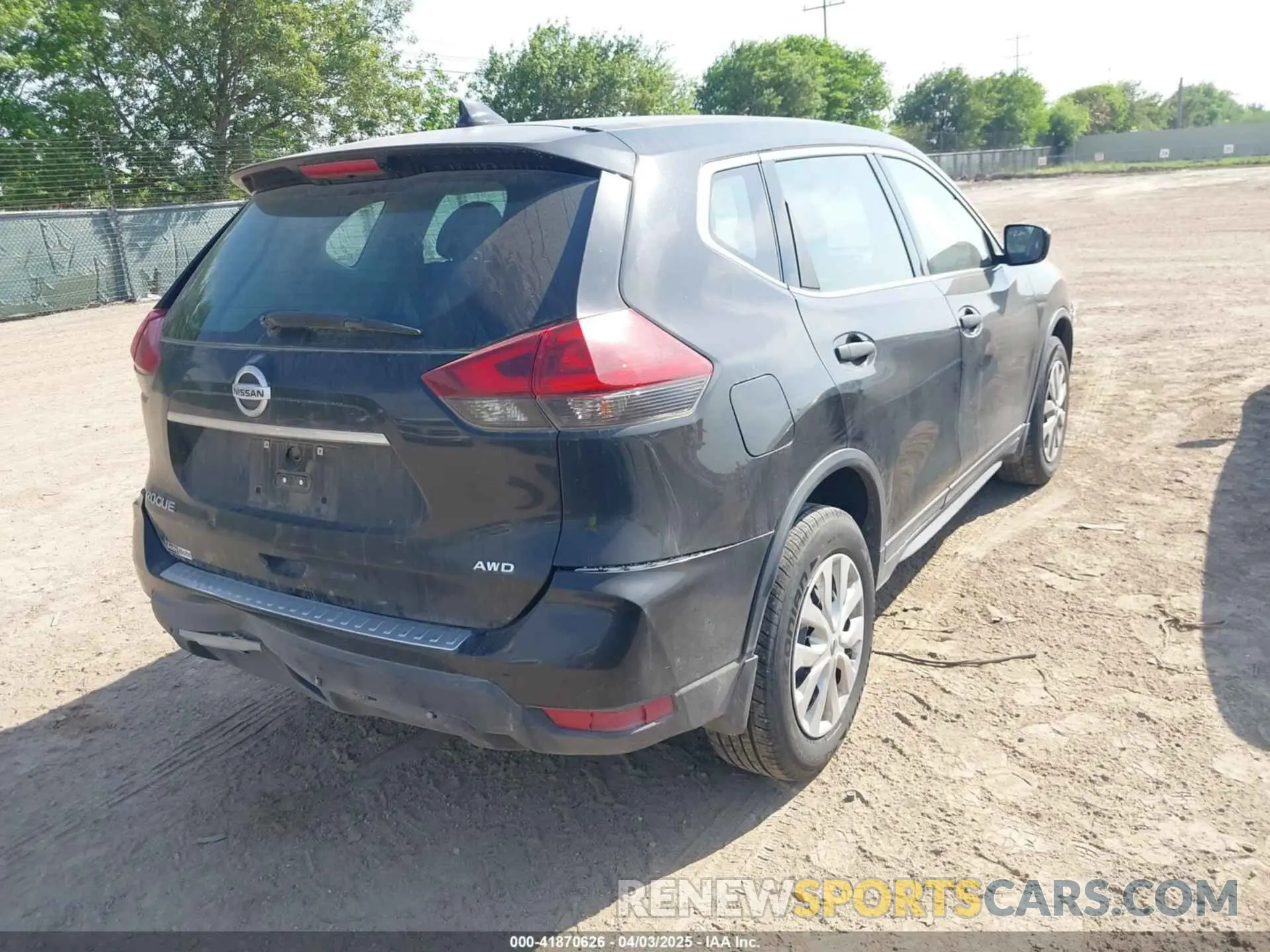 4 Photograph of a damaged car 5N1AT2MV9KC804968 NISSAN ROGUE 2019
