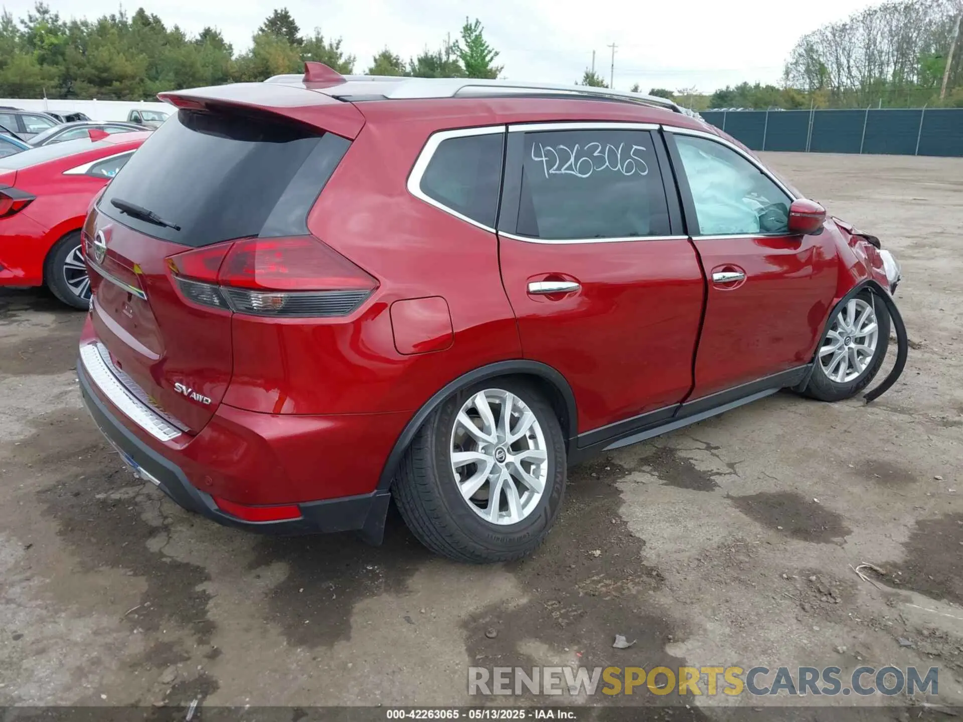 4 Photograph of a damaged car 5N1AT2MVXKC721517 NISSAN ROGUE 2019