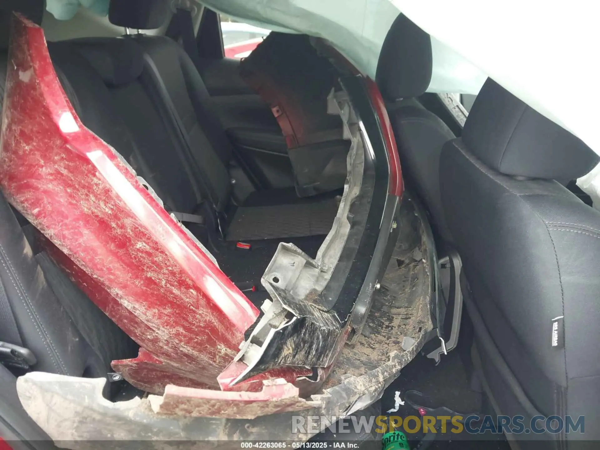 8 Photograph of a damaged car 5N1AT2MVXKC721517 NISSAN ROGUE 2019