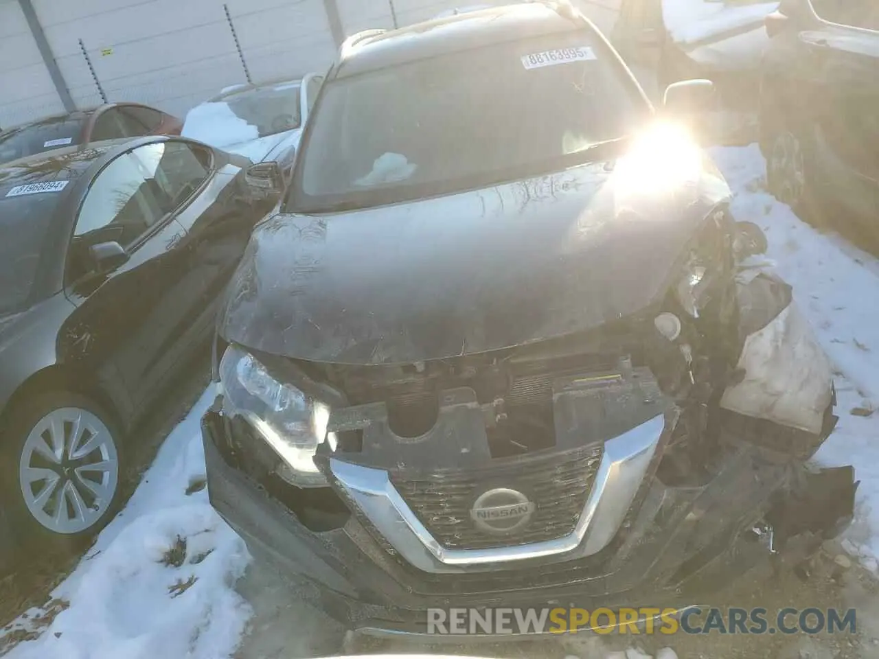5 Photograph of a damaged car 5N1AT2MVXKC768448 NISSAN ROGUE 2019