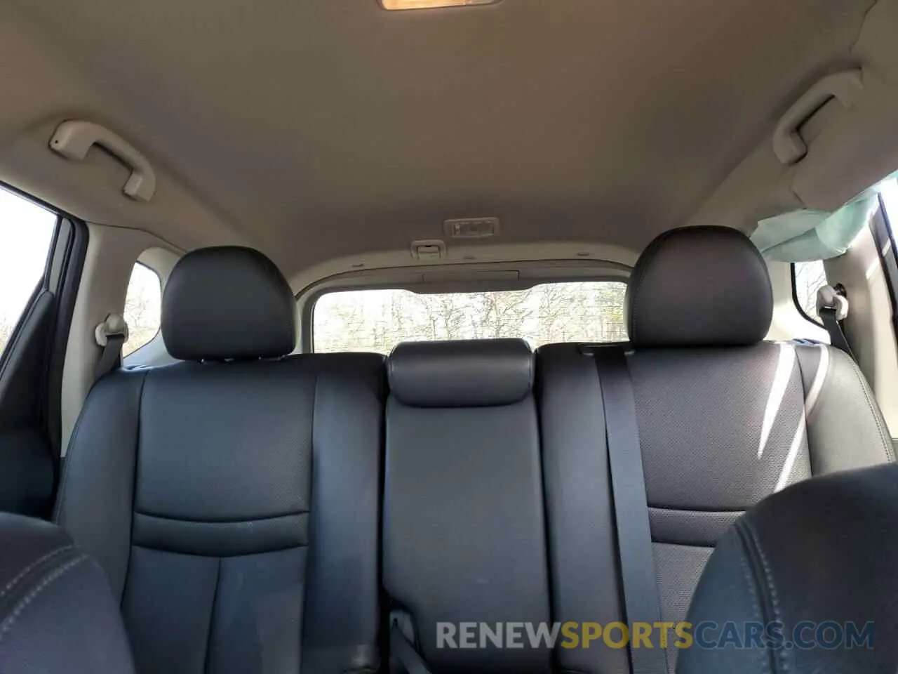 10 Photograph of a damaged car 5N1AT2MVXKC770569 NISSAN ROGUE 2019