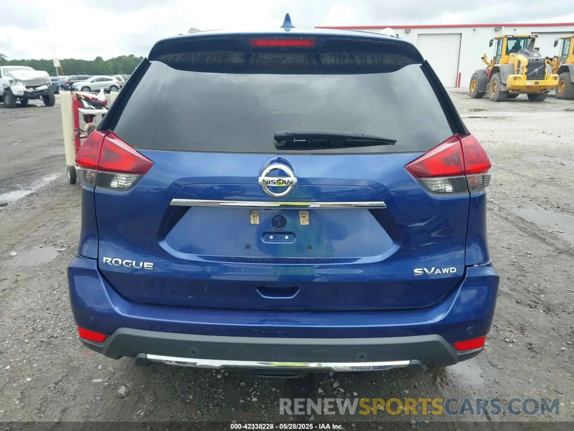 17 Photograph of a damaged car 5N1AT2MVXKC771916 NISSAN ROGUE 2019