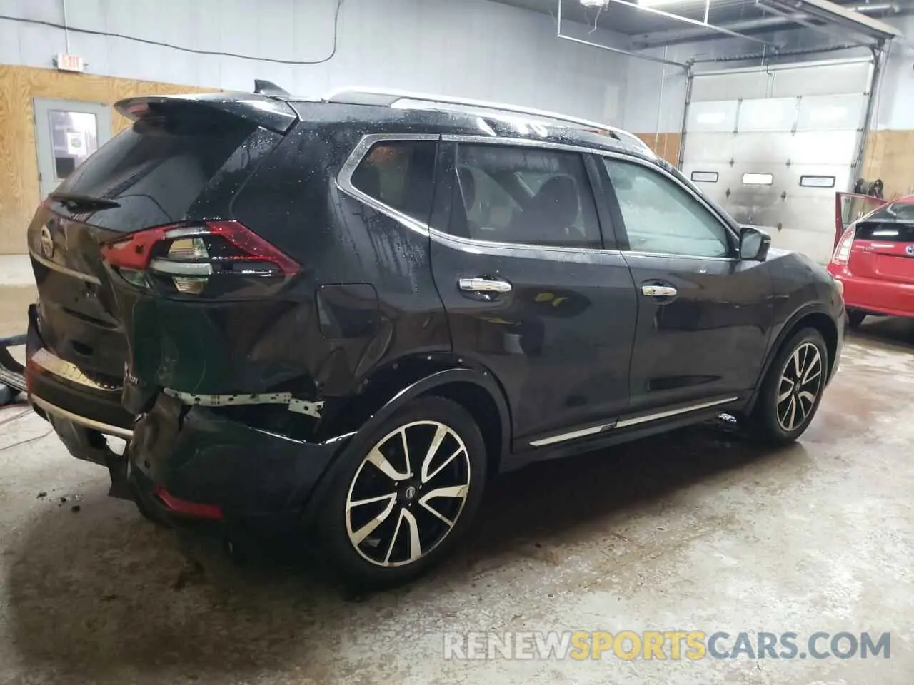 3 Photograph of a damaged car 5N1AT2MVXKC785962 NISSAN ROGUE 2019