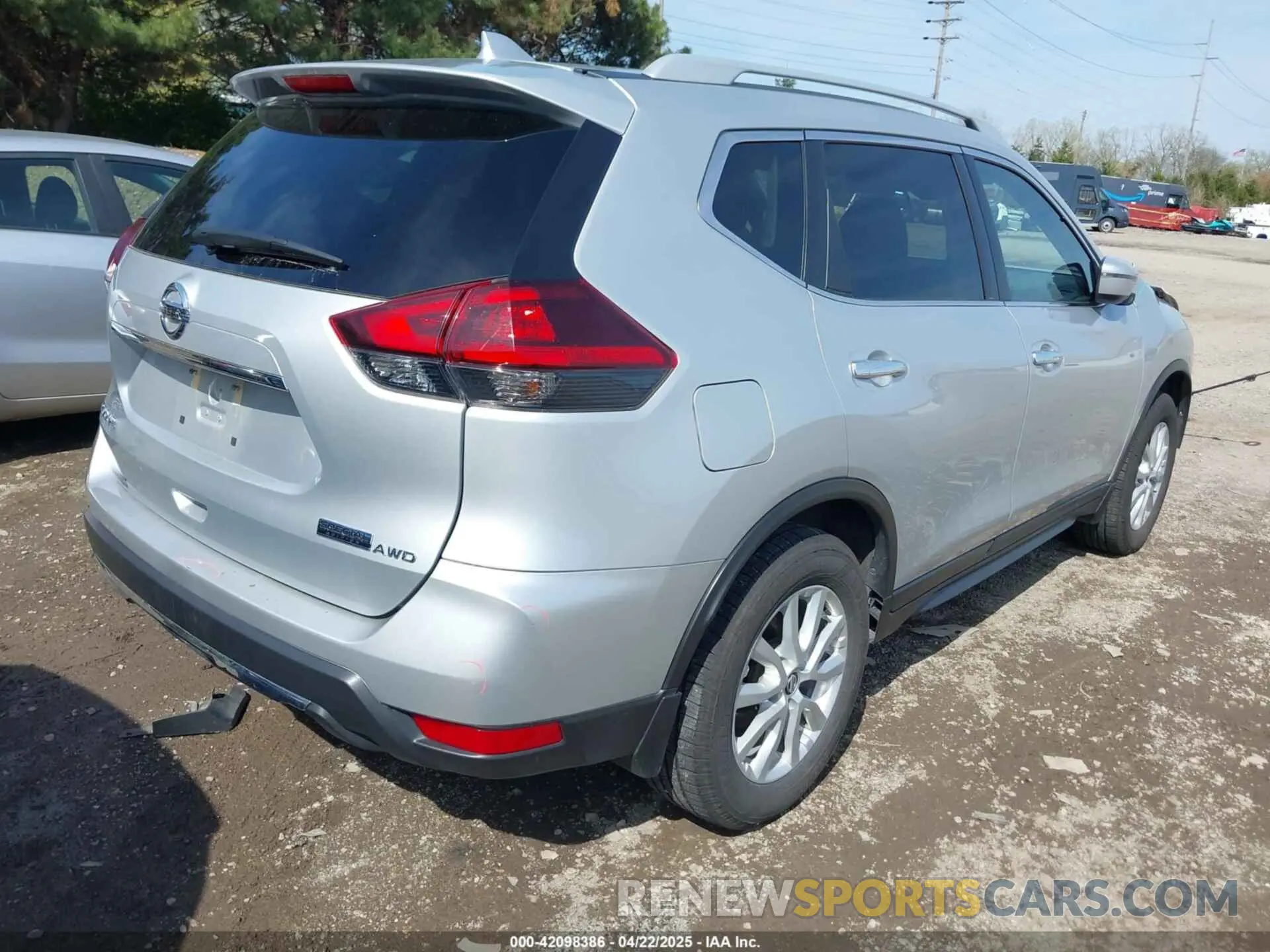 4 Photograph of a damaged car 5N1AT2MVXKC799022 NISSAN ROGUE 2019