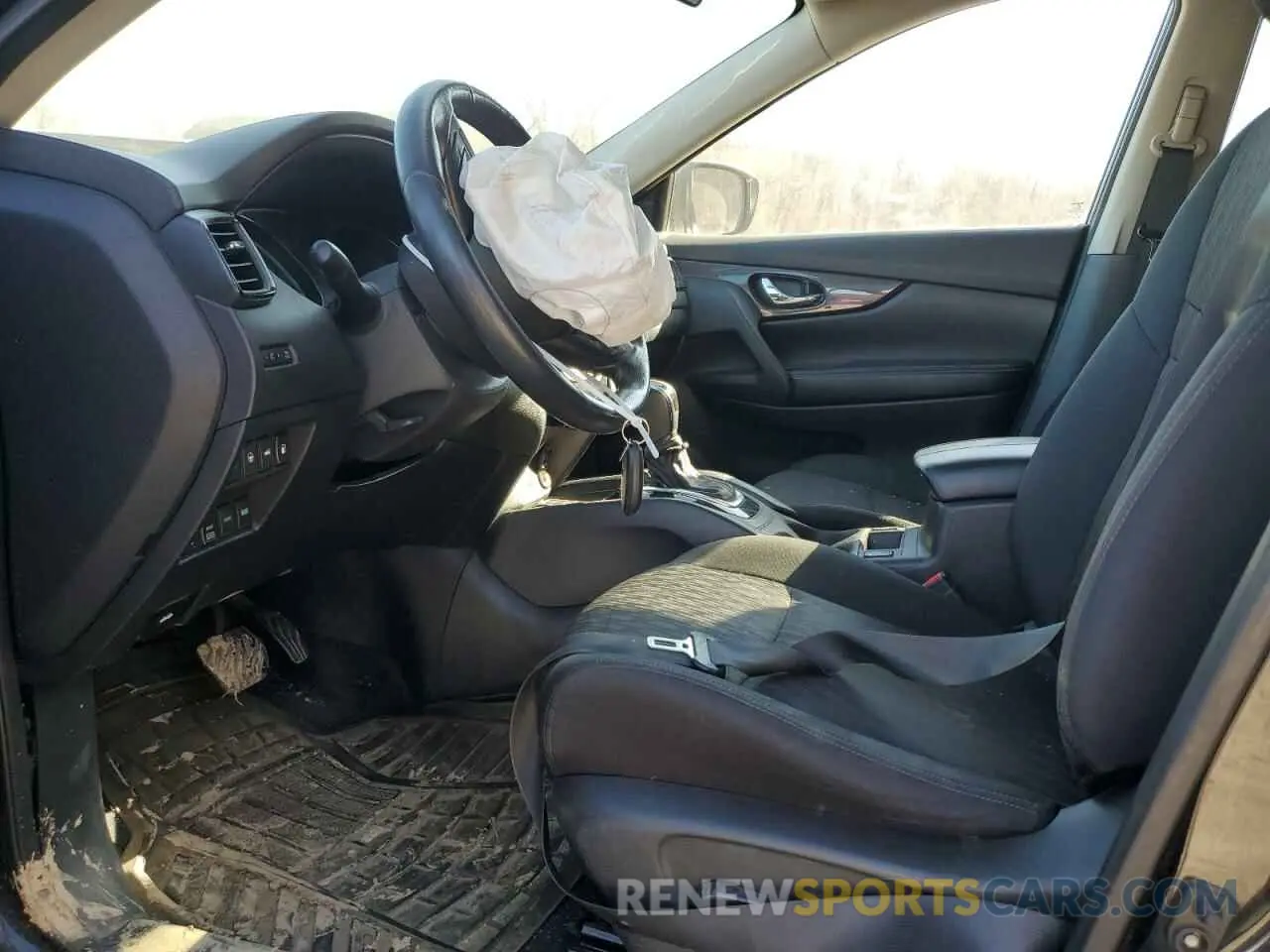 7 Photograph of a damaged car 5N1AT2MVXKC816742 NISSAN ROGUE 2019