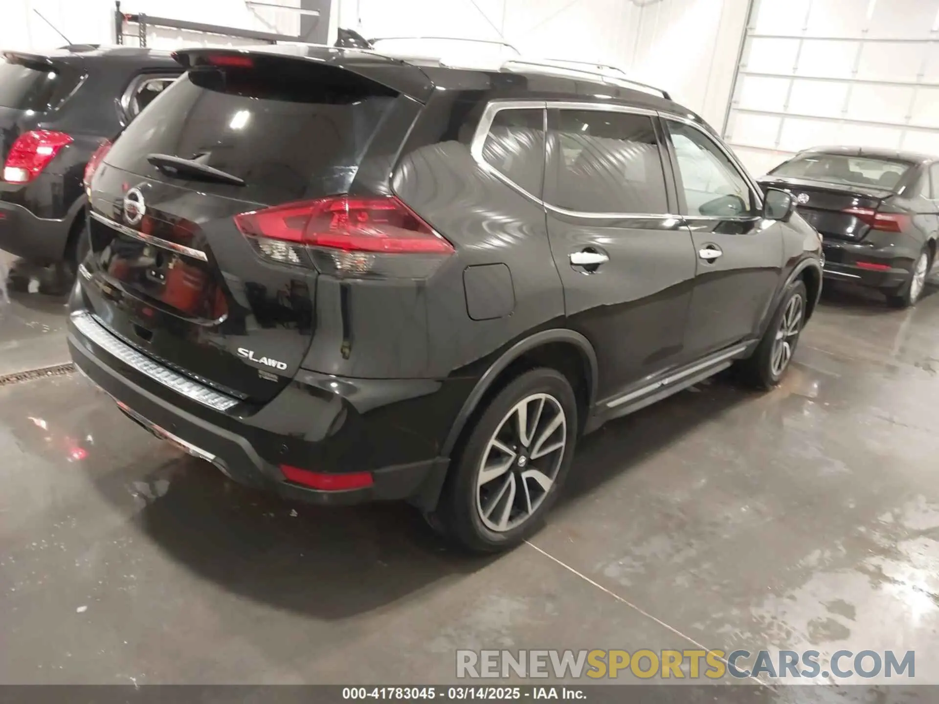4 Photograph of a damaged car 5N1AT2MVXKC831340 NISSAN ROGUE 2019