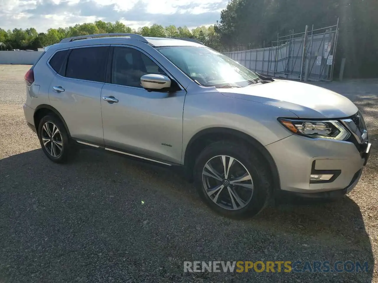 4 Photograph of a damaged car 5N1ET2MV1KC718491 NISSAN ROGUE 2019