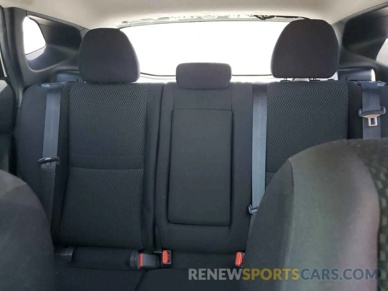 10 Photograph of a damaged car JN1BJ1CP0KW220018 NISSAN ROGUE 2019