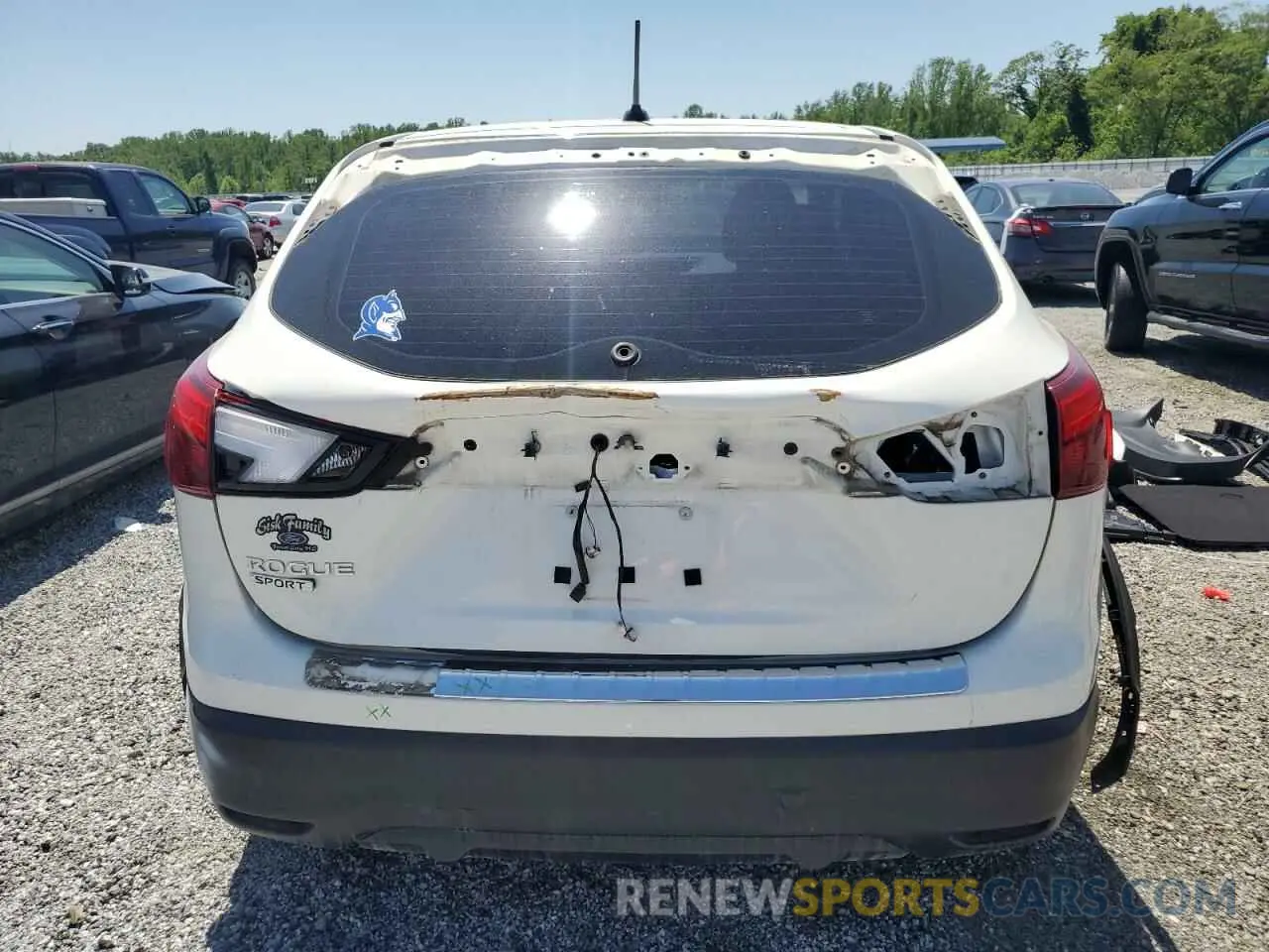 6 Photograph of a damaged car JN1BJ1CP0KW220018 NISSAN ROGUE 2019