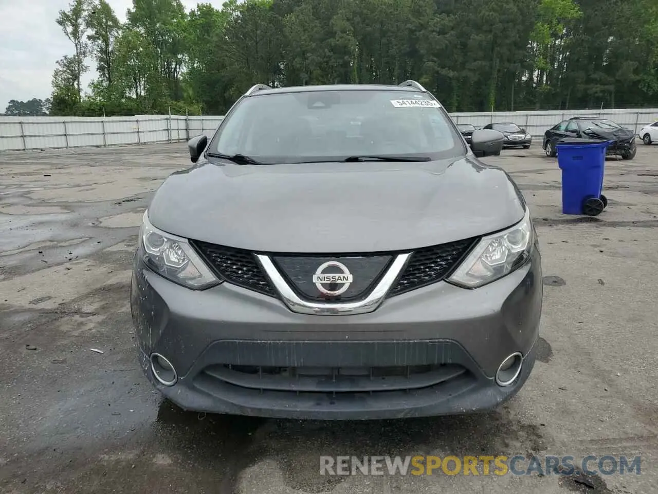 5 Photograph of a damaged car JN1BJ1CP0KW226420 NISSAN ROGUE 2019