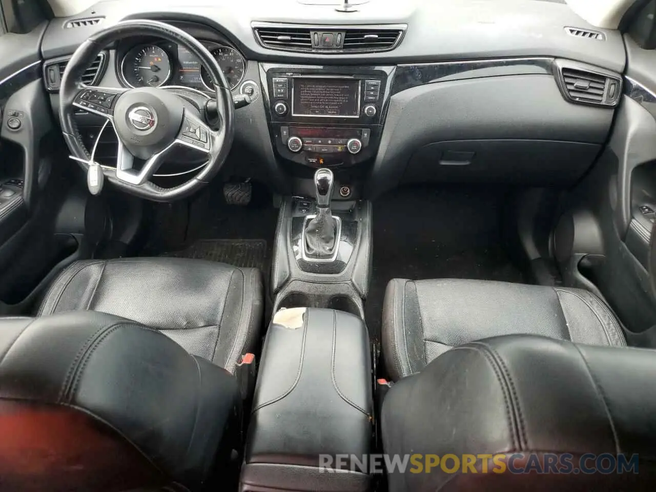 8 Photograph of a damaged car JN1BJ1CP0KW226420 NISSAN ROGUE 2019