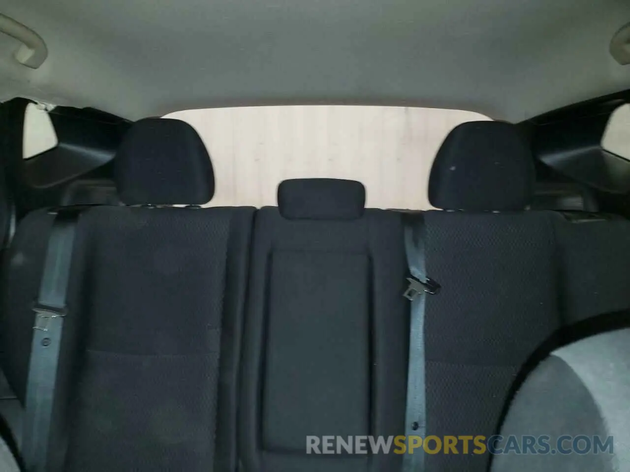 10 Photograph of a damaged car JN1BJ1CP0KW235294 NISSAN ROGUE 2019