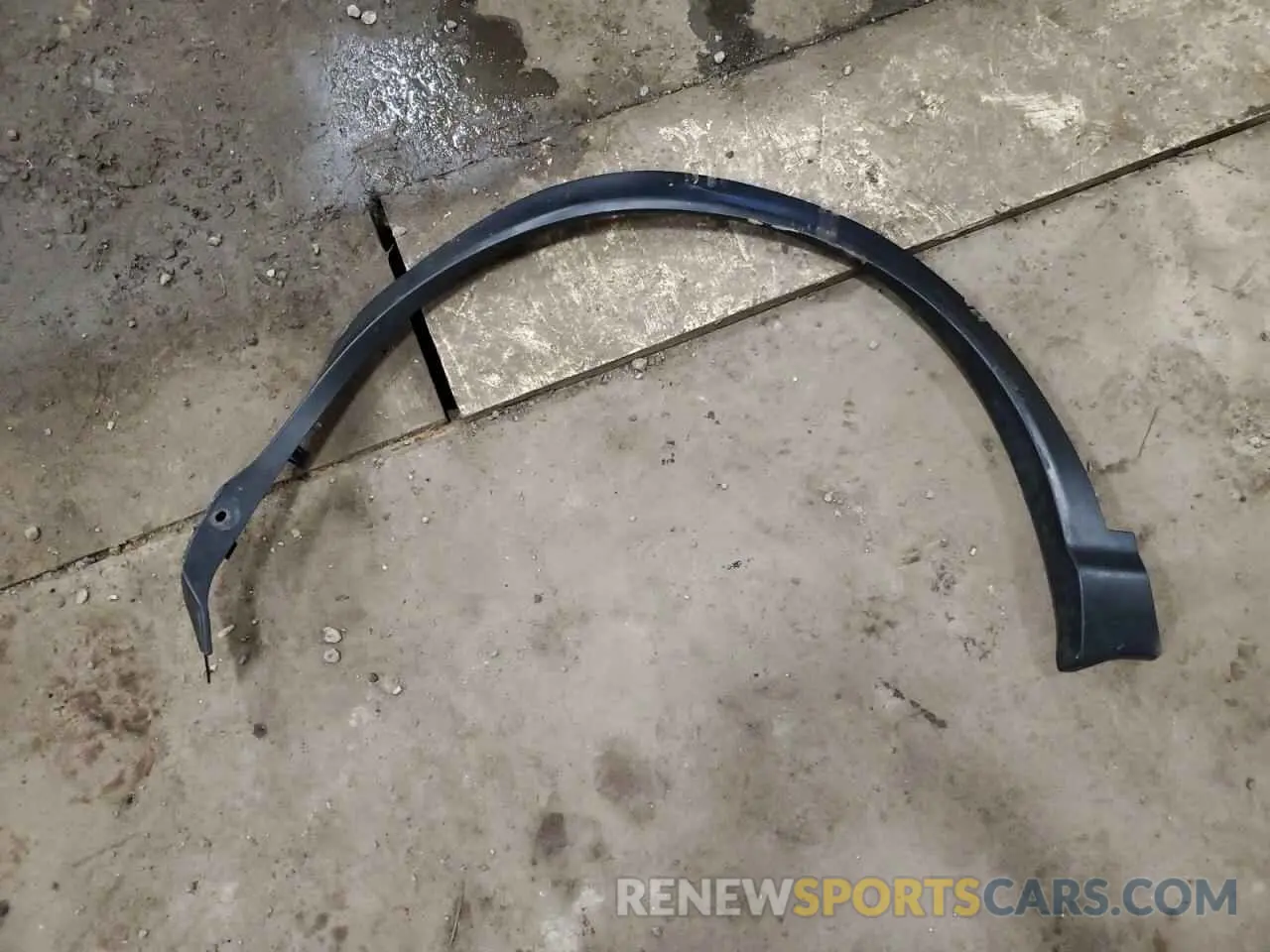 13 Photograph of a damaged car JN1BJ1CP0KW235294 NISSAN ROGUE 2019