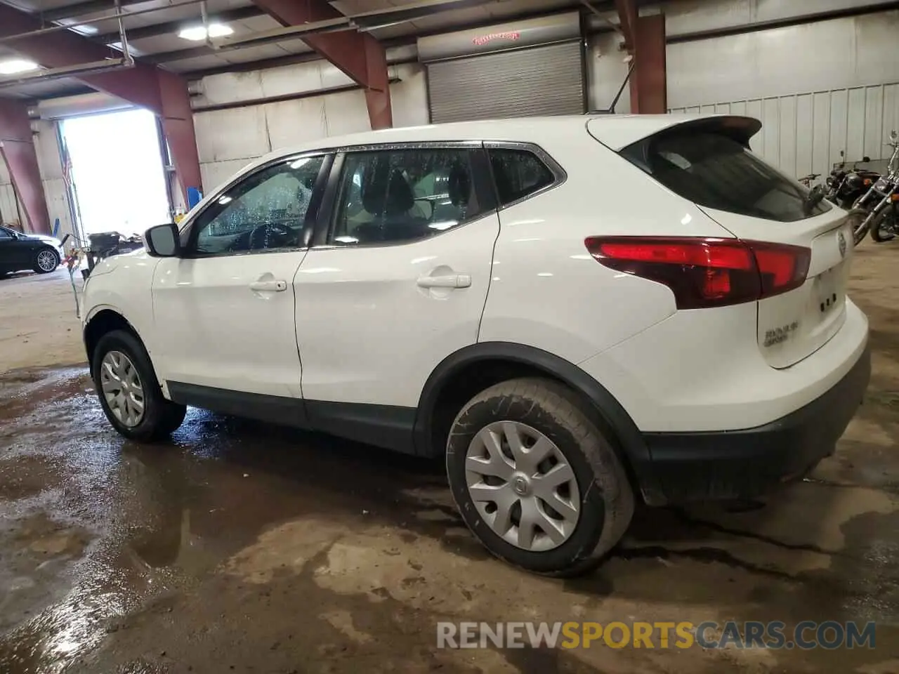 2 Photograph of a damaged car JN1BJ1CP0KW235294 NISSAN ROGUE 2019