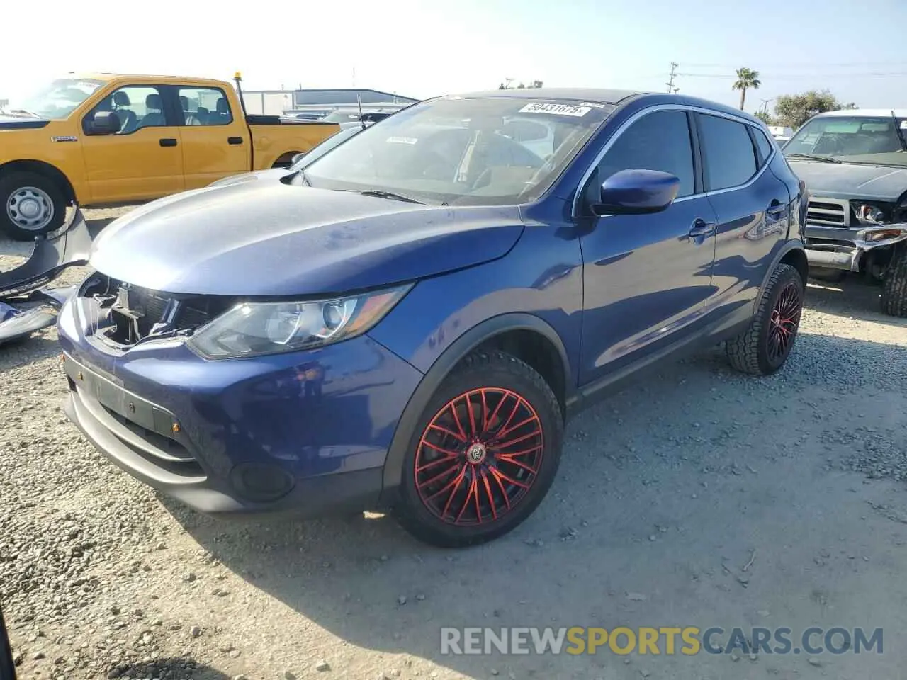 1 Photograph of a damaged car JN1BJ1CP0KW242617 NISSAN ROGUE 2019