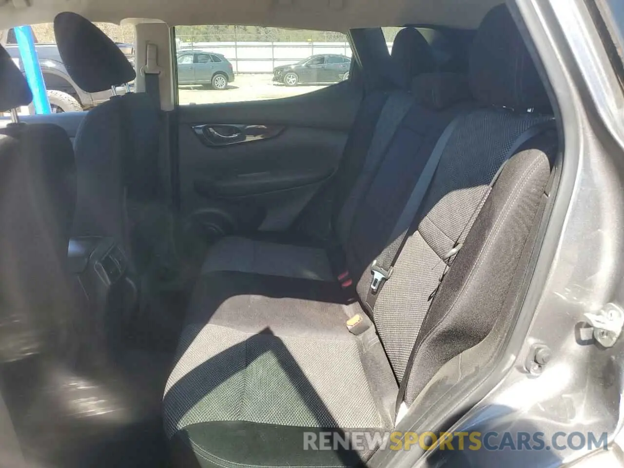 11 Photograph of a damaged car JN1BJ1CP0KW243797 NISSAN ROGUE 2019
