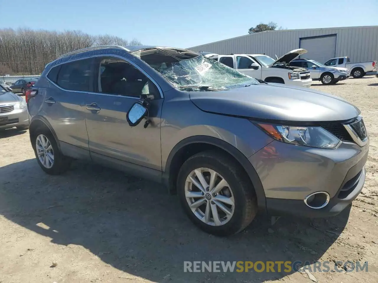 4 Photograph of a damaged car JN1BJ1CP0KW243797 NISSAN ROGUE 2019