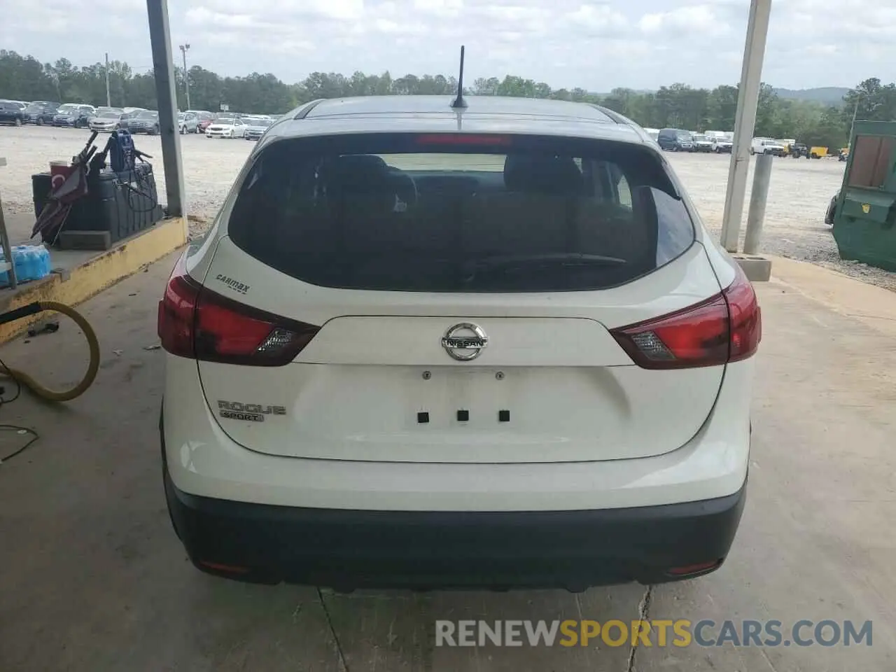 6 Photograph of a damaged car JN1BJ1CP0KW243833 NISSAN ROGUE 2019