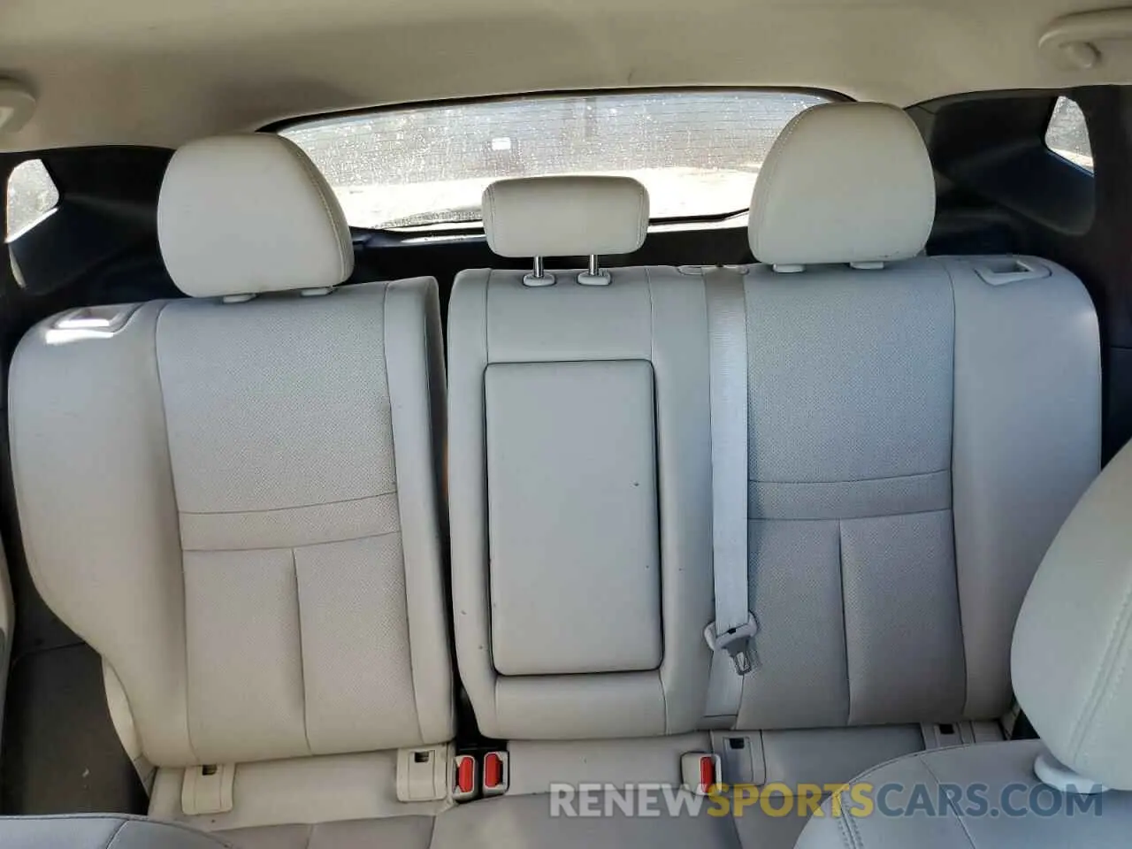 10 Photograph of a damaged car JN1BJ1CP0KW523803 NISSAN ROGUE 2019