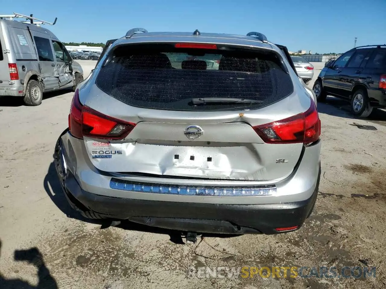 6 Photograph of a damaged car JN1BJ1CP0KW523803 NISSAN ROGUE 2019
