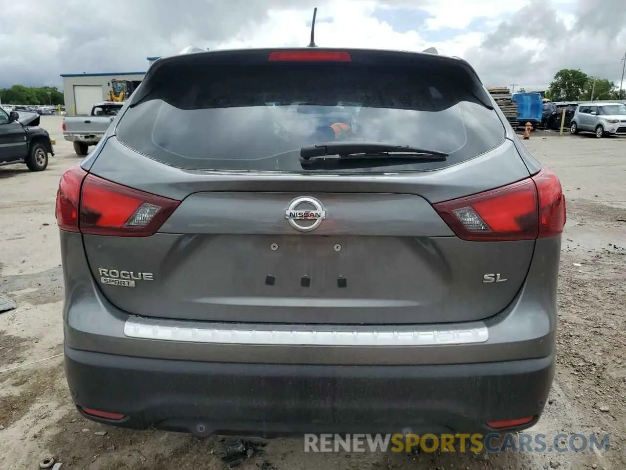 6 Photograph of a damaged car JN1BJ1CP1KW226331 NISSAN ROGUE 2019