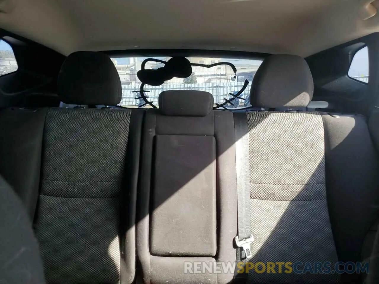 10 Photograph of a damaged car JN1BJ1CP1KW233442 NISSAN ROGUE 2019
