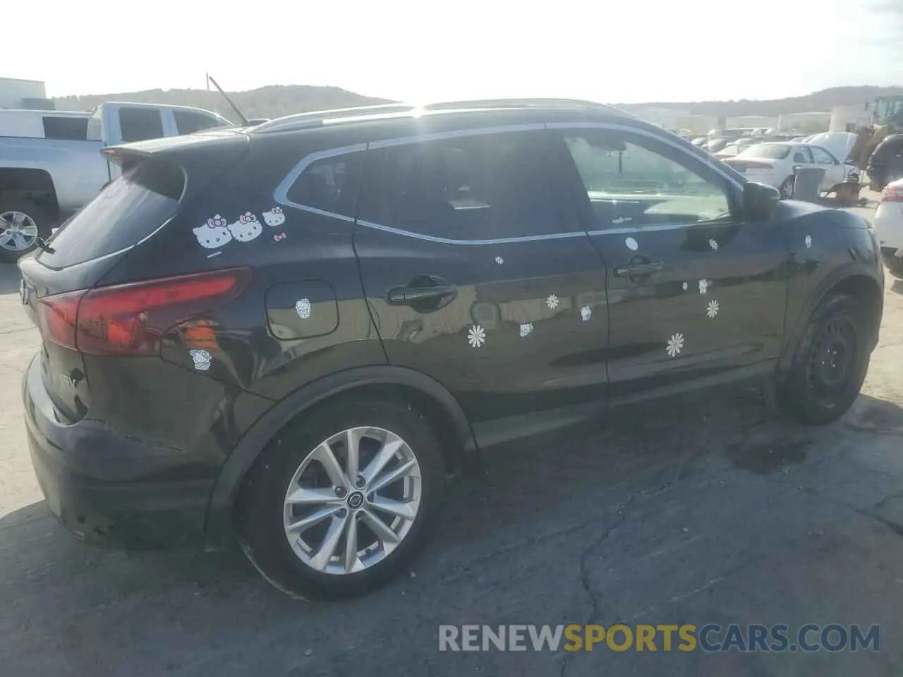 3 Photograph of a damaged car JN1BJ1CP1KW233442 NISSAN ROGUE 2019