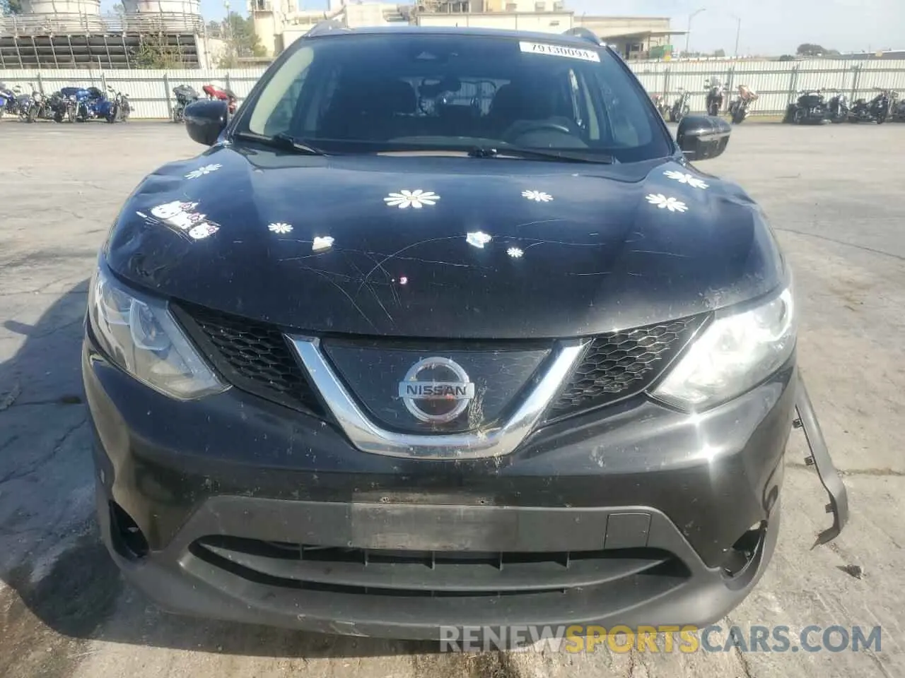 5 Photograph of a damaged car JN1BJ1CP1KW233442 NISSAN ROGUE 2019