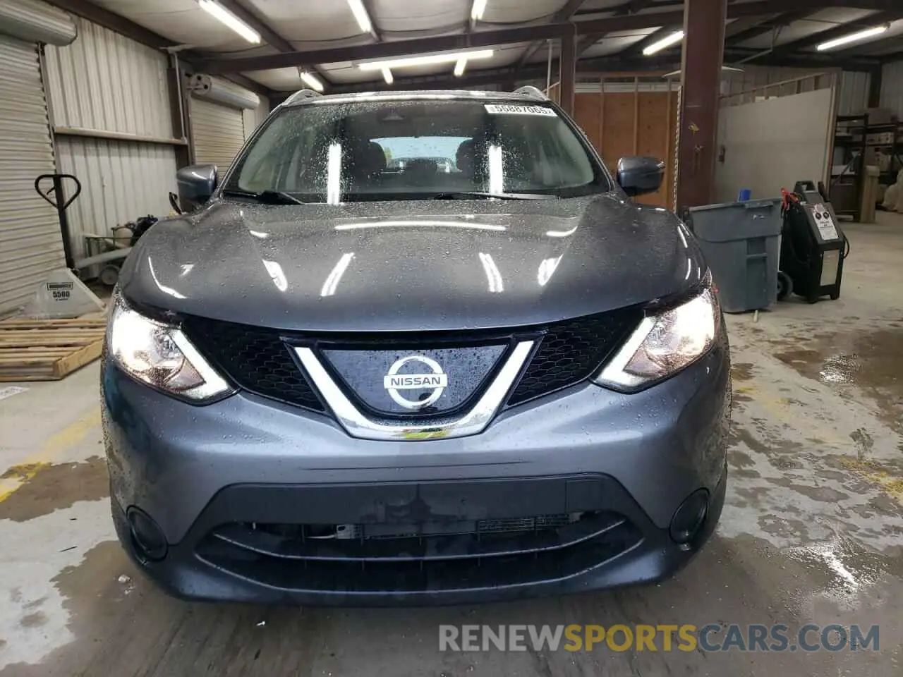 5 Photograph of a damaged car JN1BJ1CP1KW234364 NISSAN ROGUE 2019