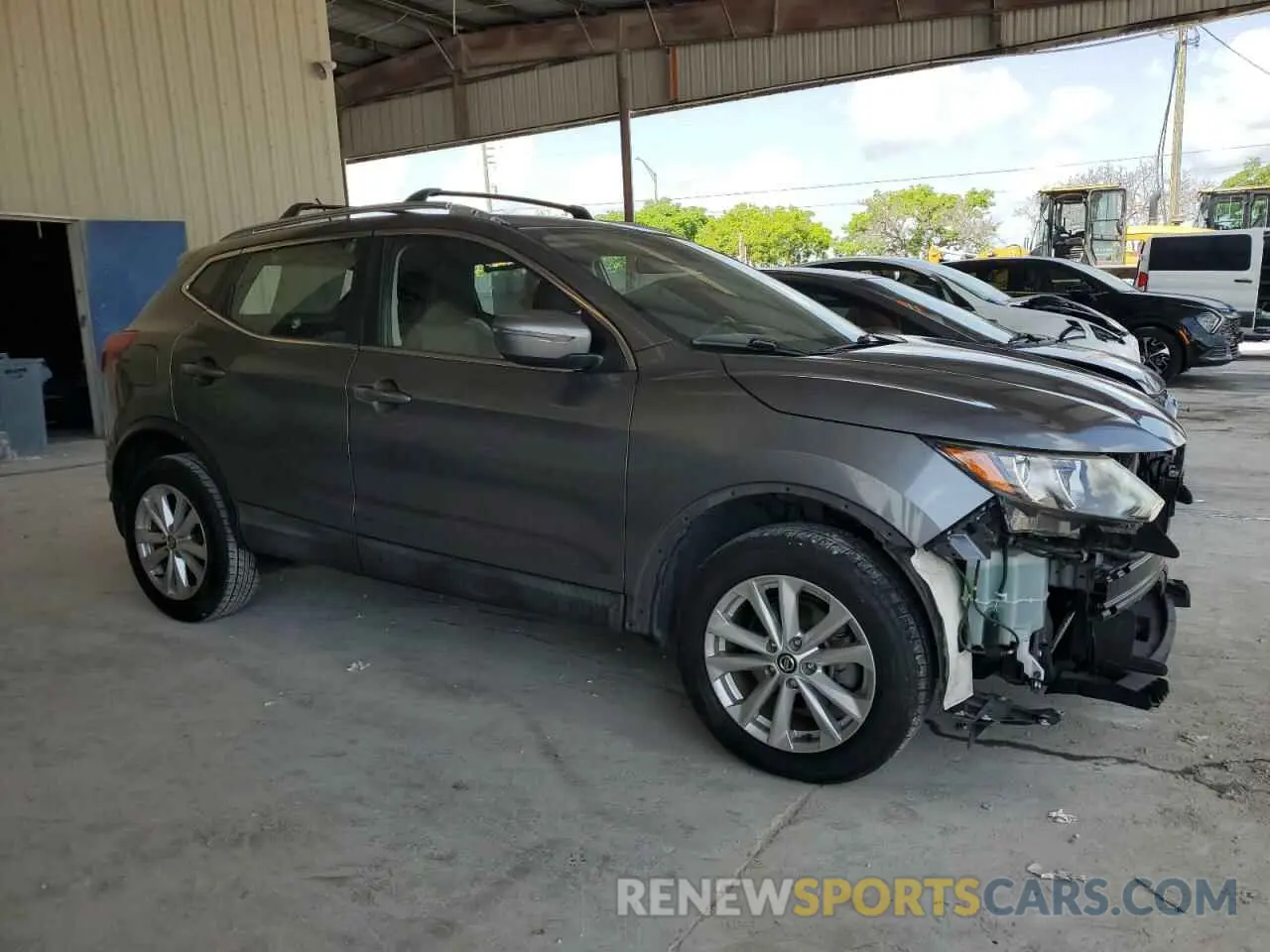 4 Photograph of a damaged car JN1BJ1CP2KW220375 NISSAN ROGUE 2019