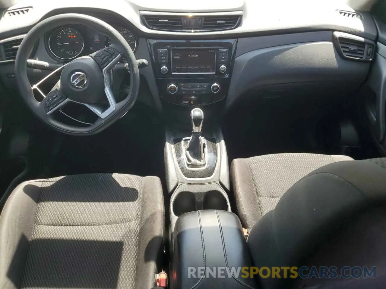 8 Photograph of a damaged car JN1BJ1CP2KW239833 NISSAN ROGUE 2019