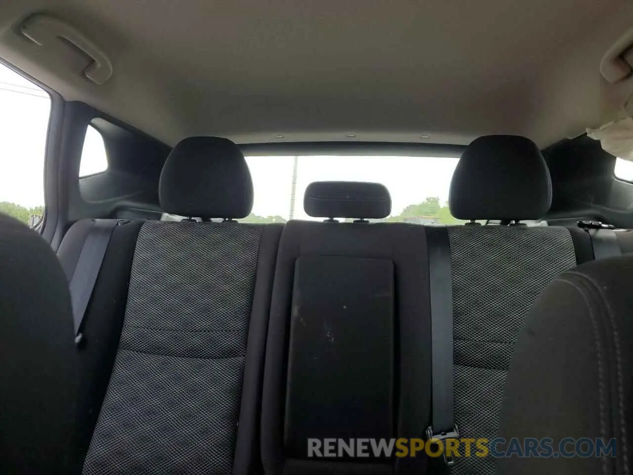 10 Photograph of a damaged car JN1BJ1CP2KW523740 NISSAN ROGUE 2019