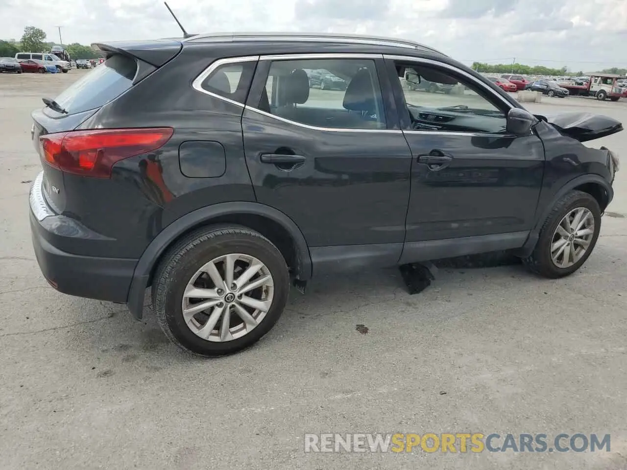 3 Photograph of a damaged car JN1BJ1CP2KW523740 NISSAN ROGUE 2019